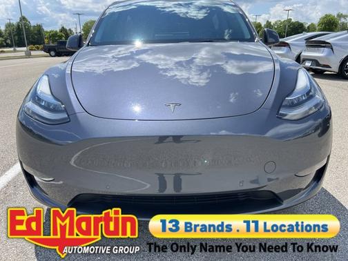 2022 Tesla Model Y Long Range Dual Motor All-Wheel Drive