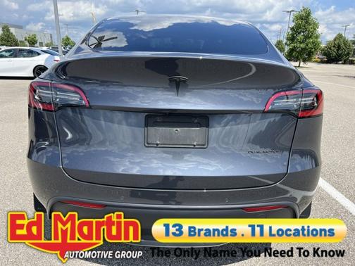 2022 Tesla Model Y Long Range Dual Motor All-Wheel Drive