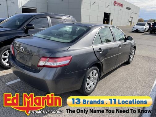 2010 Toyota Camry LE