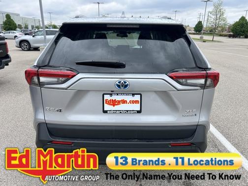2024 Toyota RAV4 Hybrid XLE Premium