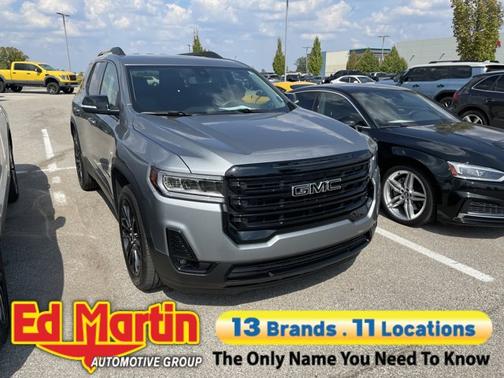 2023 GMC Acadia AWD SLT