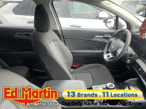 2025 Kia Sportage Hybrid LX