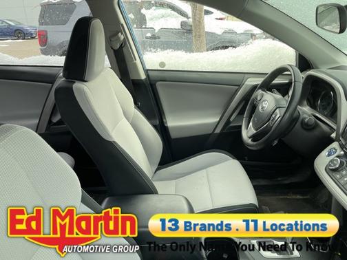 2016 Toyota RAV4 Hybrid XLE