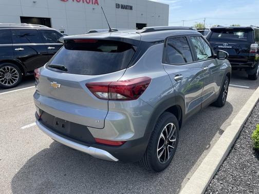 Sterling Gray Metallic 2024 Chevrolet Trailblazer LT