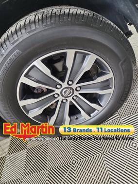 2017 Nissan Armada SL