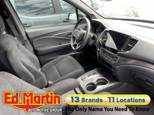 Lunar Silver Metallic 2022 Honda Pilot 2WD Sport