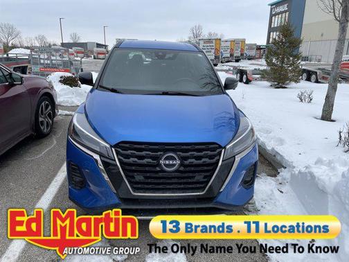 2023 Nissan Kicks SR