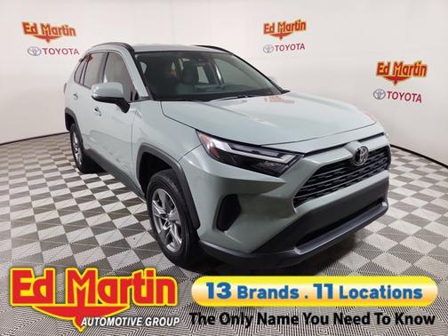 2022 Toyota RAV4 XLE