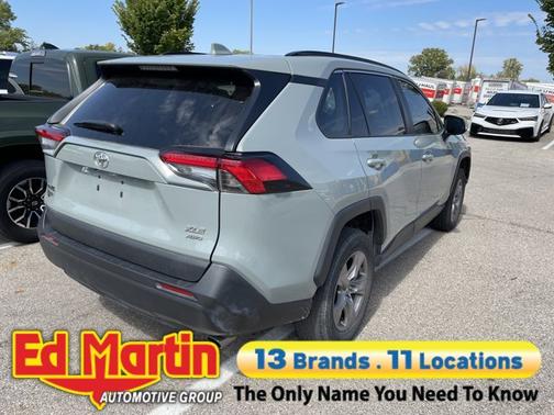 2022 Toyota RAV4 XLE