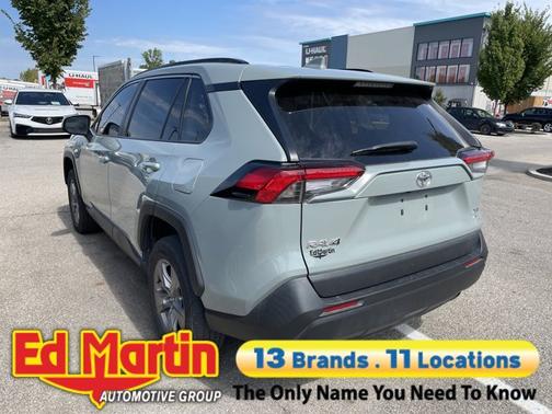 2022 Toyota RAV4 XLE