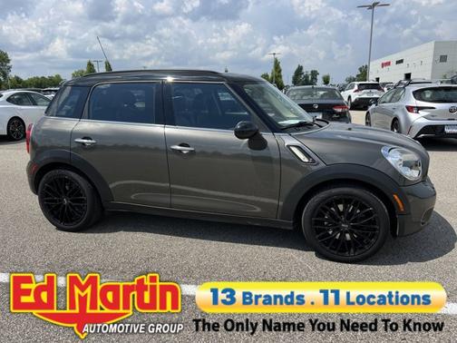 2012 MINI Cooper S Countryman Base