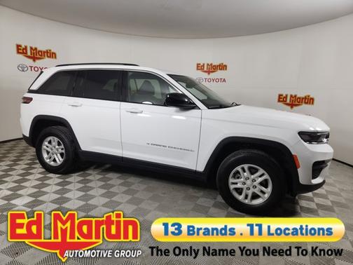 2023 Jeep Grand Cherokee Laredo