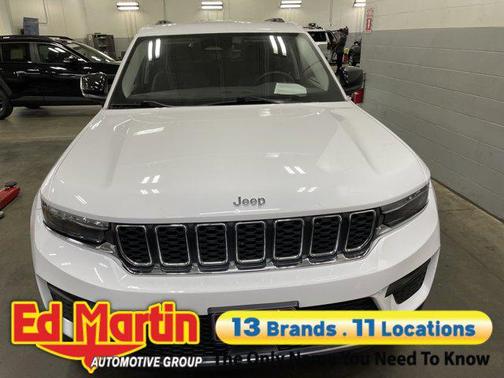 2023 Jeep Grand Cherokee Laredo