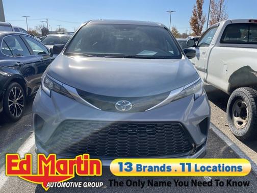 2023 Toyota Sienna XSE 7 Passenger