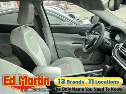 Diamond Black Crystal Pearlcoat 2022 Jeep Compass Latitude