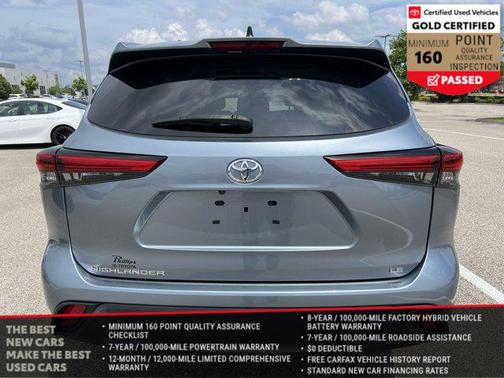 2022 Toyota Highlander LE