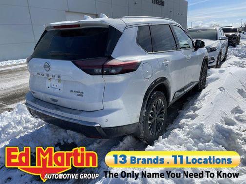 2025 Nissan Rogue Platinum