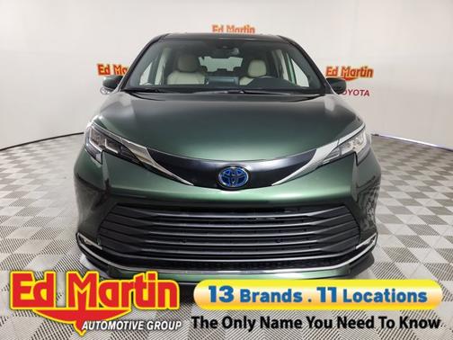 2022 Toyota Sienna XLE 7 Passenger