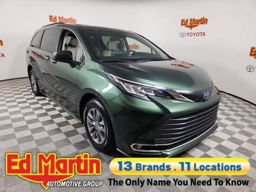 2022 Toyota Sienna XLE 7 Passenger