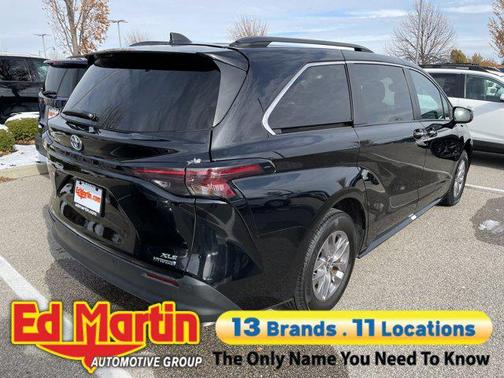 2024 Toyota Sienna XLE