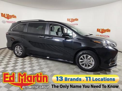 2024 Toyota Sienna XLE