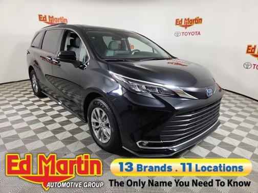 2024 Toyota Sienna XLE