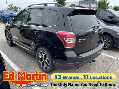 Crystal Black Pearl 2016 Subaru Forester 2.0XT Touring