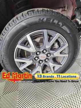 2023 GMC Acadia FWD SLT