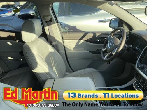 2023 GMC Acadia FWD SLT