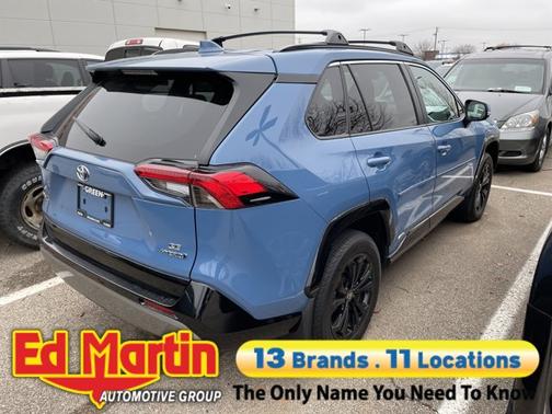 2024 Toyota RAV4 Hybrid SE
