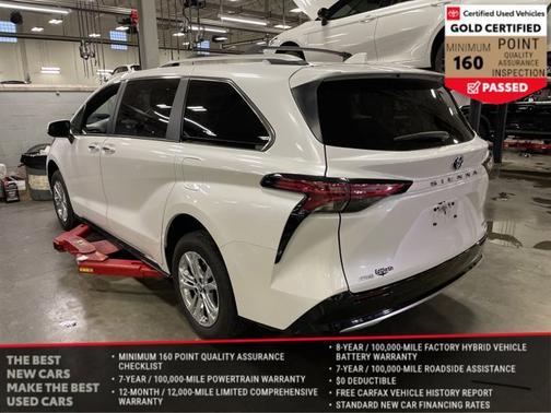 2024 Toyota Sienna Platinum