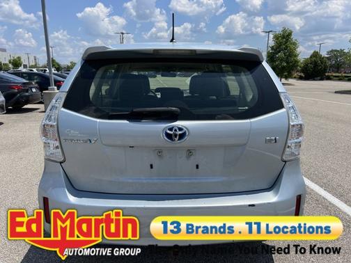 2012 Toyota Prius v Two