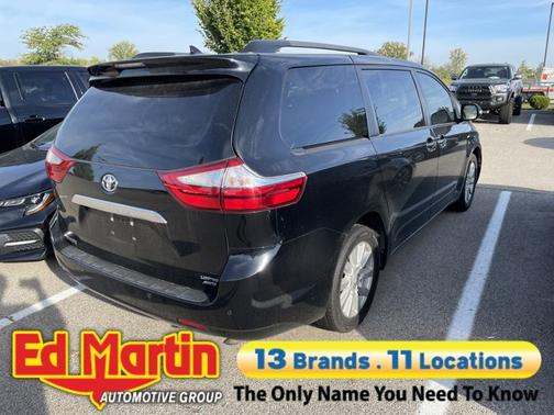 2017 Toyota Sienna Limited Premium