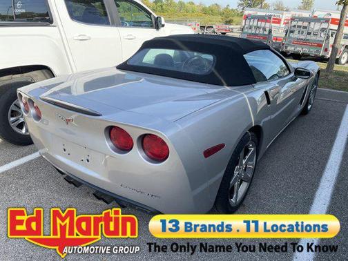 2005 Chevrolet Corvette Base