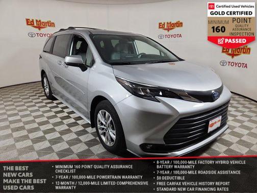 Celestial Silver Metallic 2025 Toyota Sienna XLE