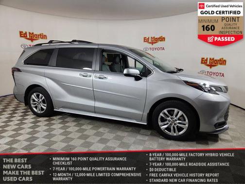 Celestial Silver Metallic 2025 Toyota Sienna XLE