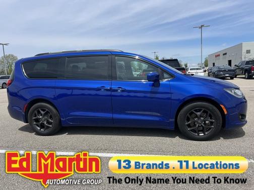 2019 Chrysler Pacifica Touring L