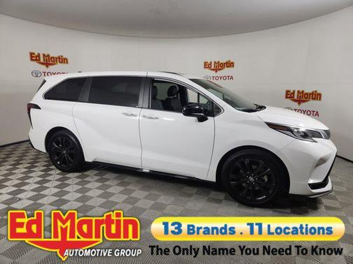 2023 Toyota Sienna XSE 7 Passenger