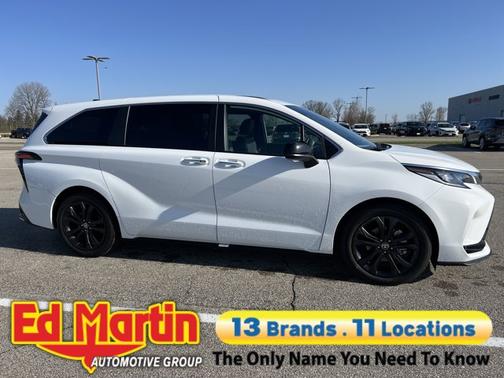 2023 Toyota Sienna XSE 7 Passenger