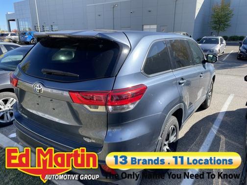 2019 Toyota Highlander LE I4