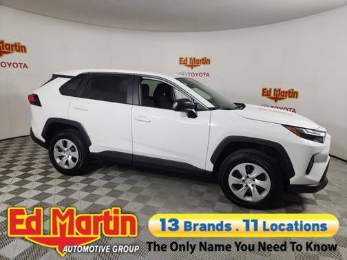 2023 Toyota RAV4 LE