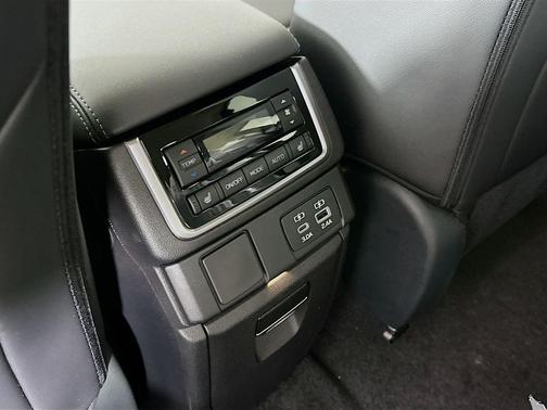 2025 Subaru Ascent Limited