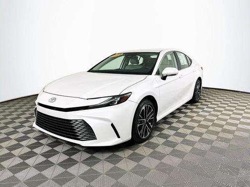 2025 Toyota Camry XLE