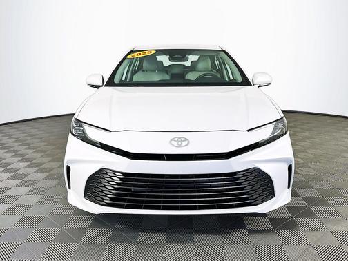 2025 Toyota Camry XLE
