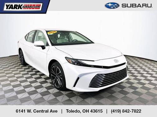 2025 Toyota Camry XLE