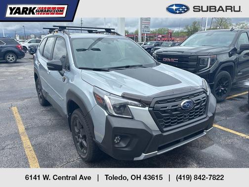 Ice Silver Metallic 2022 Subaru Forester Wilderness
