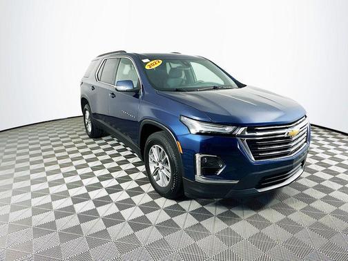 2022 Chevrolet Traverse LT Cloth