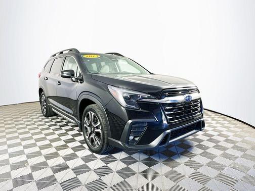 Crystal Black Silica 2023 Subaru Ascent Limited 8-Passenger