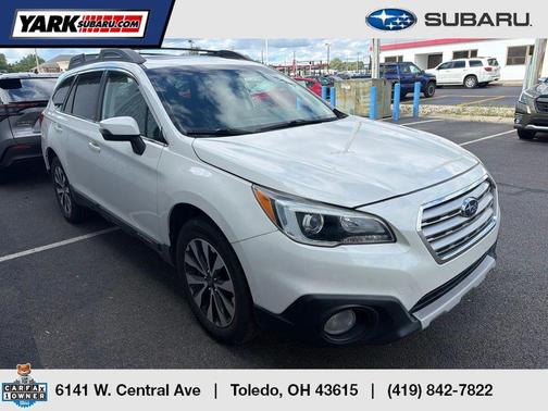 Crystal White Pearl 2015 Subaru Outback 3.6R Limited