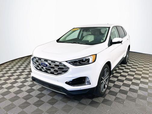 White 2024 Ford Edge Titanium